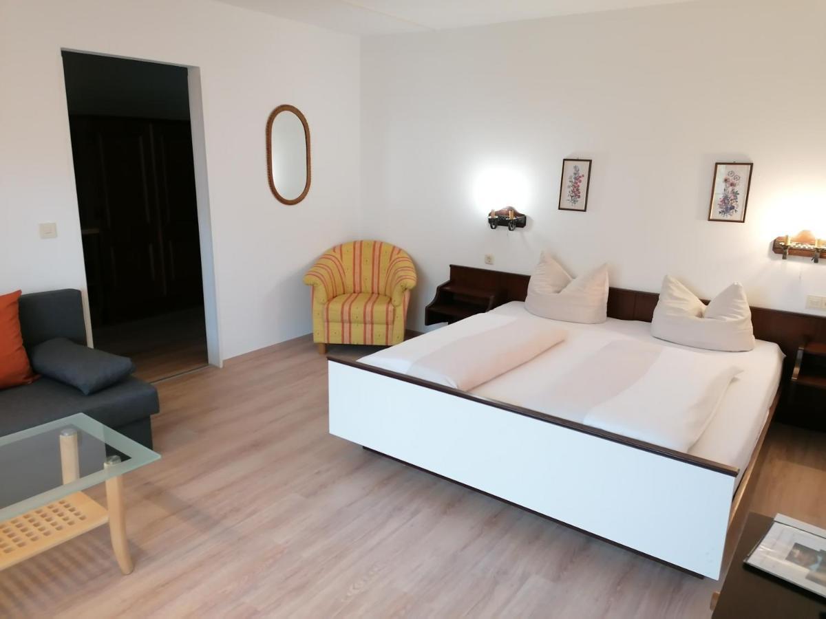 Hotel Garni Bernhard Am See Walchsee Esterno foto