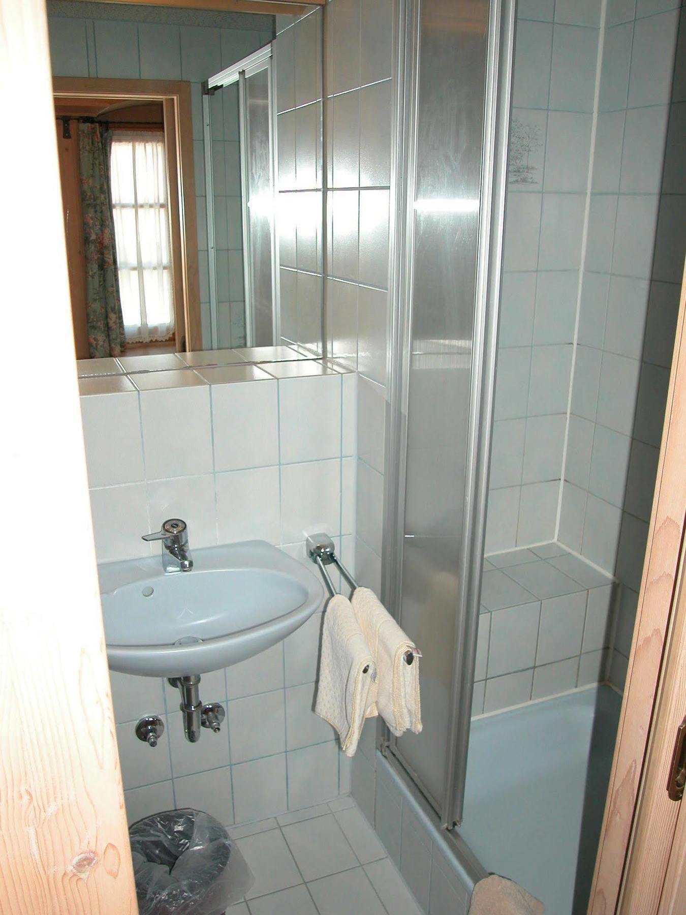 Hotel Garni Bernhard Am See Walchsee Esterno foto